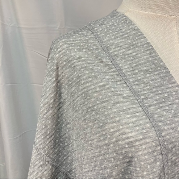 Cabi ATC Reversible Cape XS/S Gray White Travel Lounge wear cotton poncho Spring - Picture 3 of 15